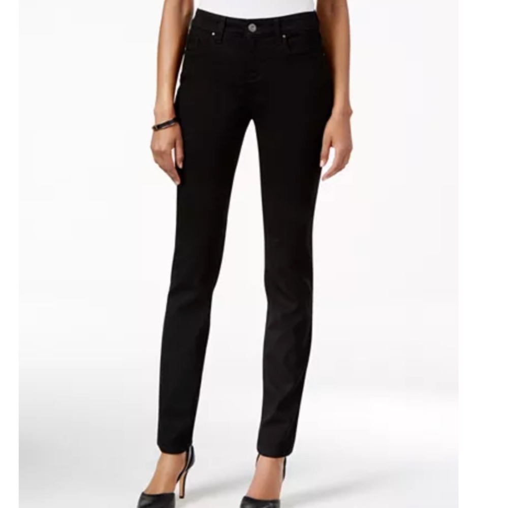 NDSTRY Black Jeans. Size 0. NWT